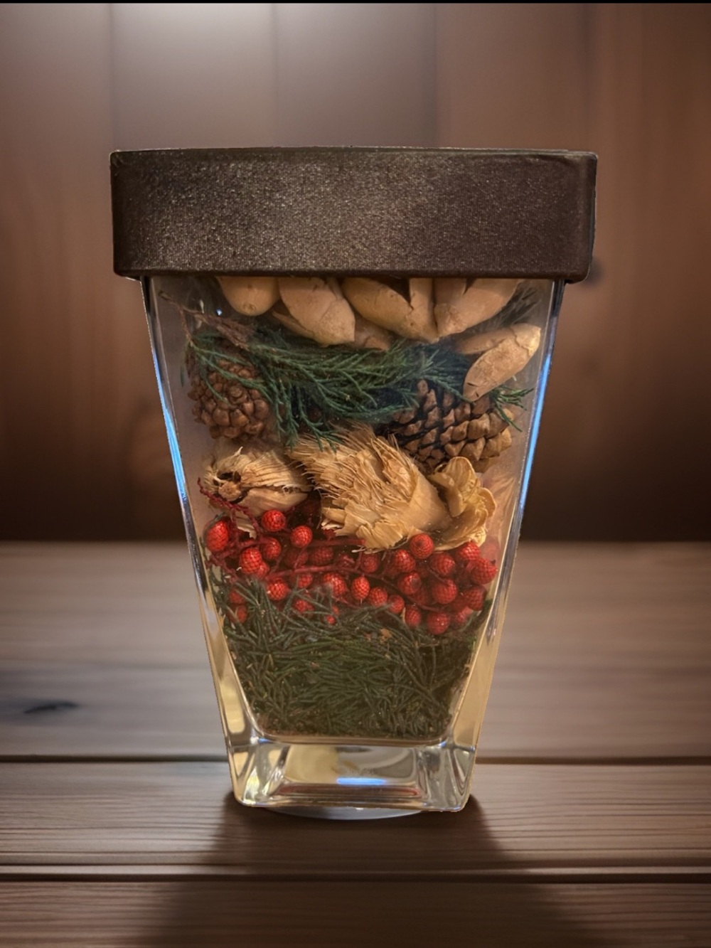 Vintage Lord & Taylor Potpourri Holiday Blend in Glass Vase